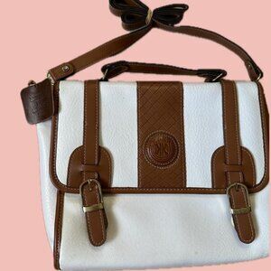 Classic vintage Kara satchel-style